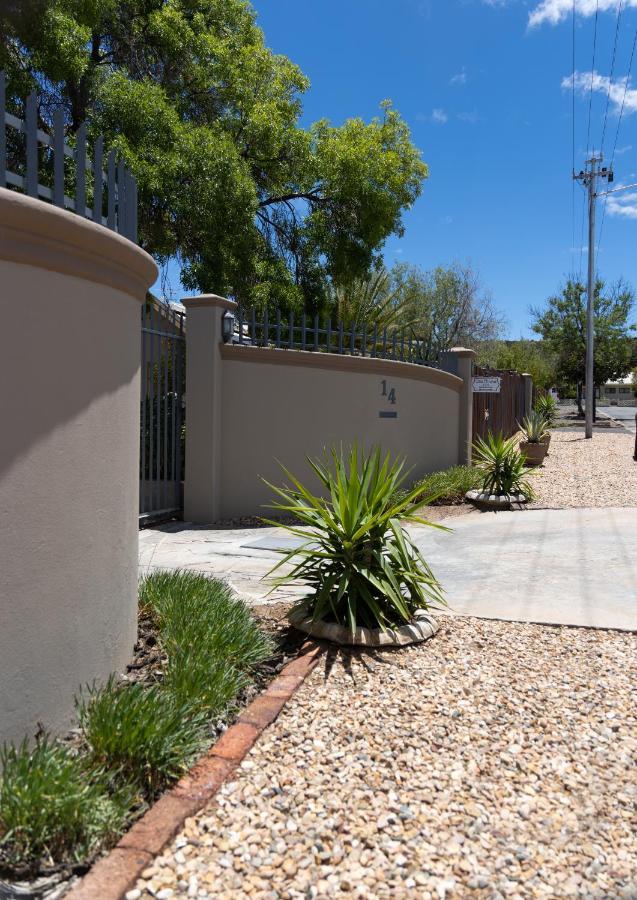 Ons Huisie - No Loadshedding Beaufort West Esterno foto